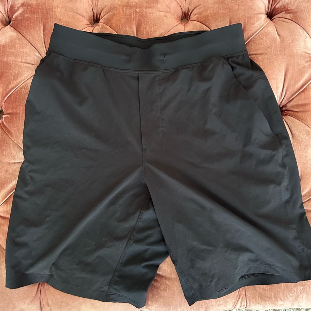 Lululemon T.H.E Linerloss Short - Men / Medium - Black